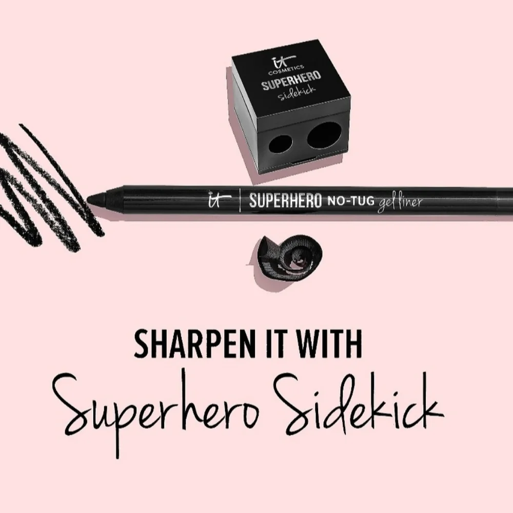 IT COSMETICS 2 in 1 Superhero Pencil Sharpener